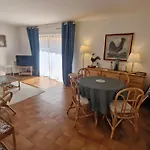 Climatise 2 Pieces Avec Piscine Et Wifi, Proche Centre Et Plages, - Fr-1-780-1 سانت ماكسيم