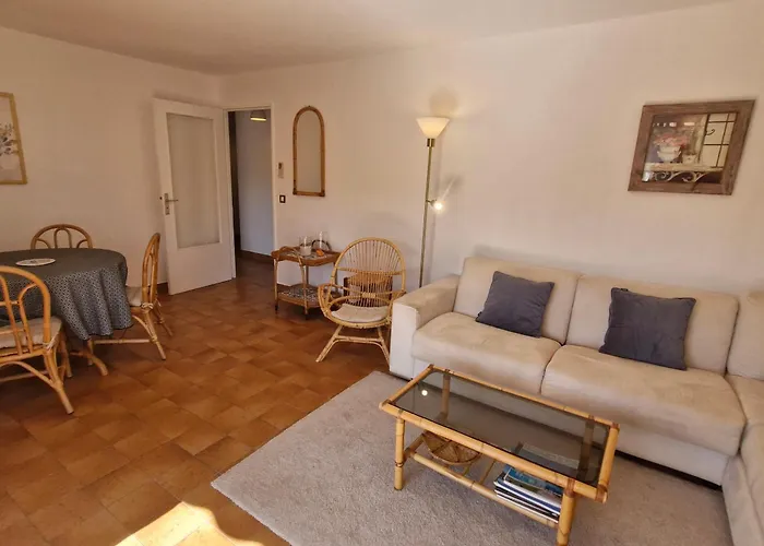 Climatise 2 Pieces Avec Piscine Et Wifi, Proche Centre Et Plages, - Fr-1-780-1 公寓 圣马克西姆