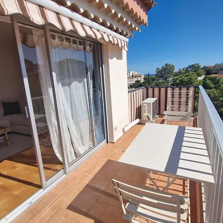 Apartment Climatise 2 Pieces Avec Piscine Et Wifi, Proche Centre Et Plages,